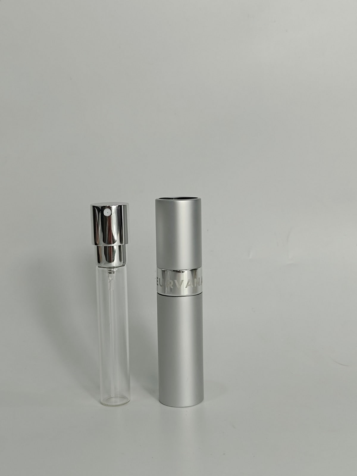 Zilverkleurige verstuiver (10 ML)